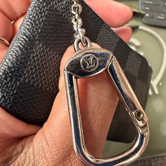 Louis Vuitton Damier graphite key cles - Picture 5 of 10